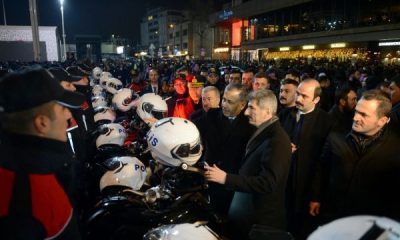 İstanbul Valisi Ali Yerlikaya, yılbaşında Taksim’deydi